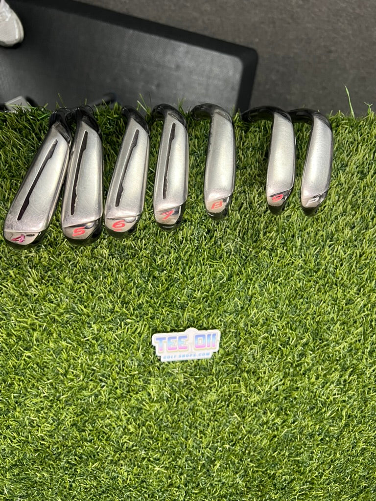 TaylorMade M2 4-P Iron Set Regular RH