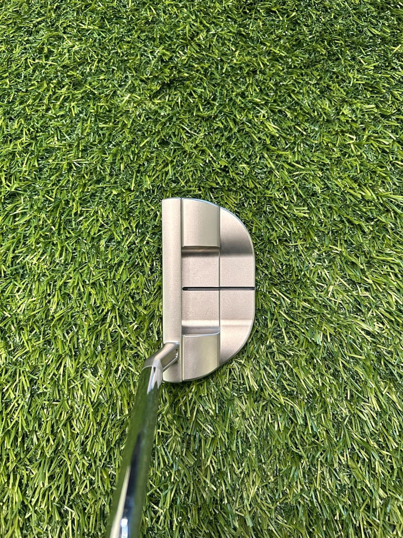 Scotty Cameron Super Select Fastback 1.5 Mallet Putter 35” RH – Pre-Owned Golf Club – TEE OFF Golf Shops