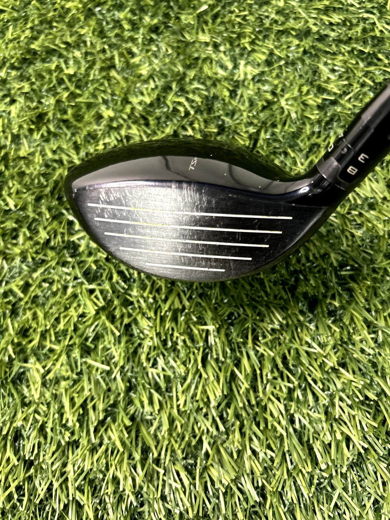Titleist TSR2 7-Wood 21 Loft Stiff RH