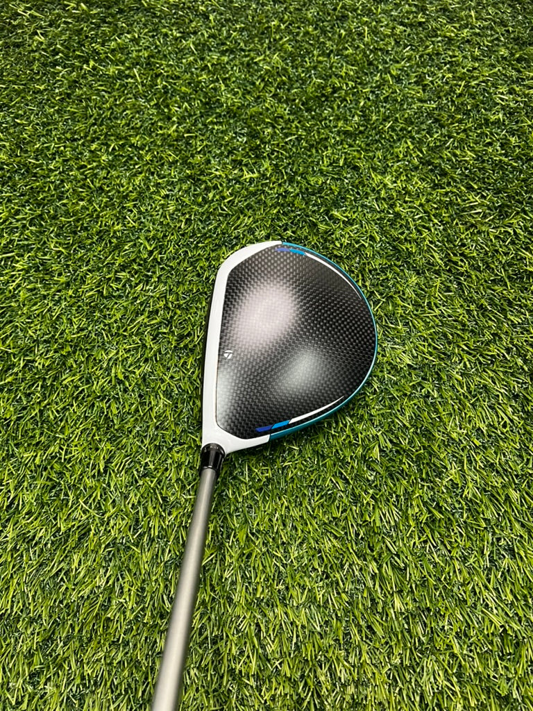 TaylorMade SIM2 Max Driver 10.5 Loft Stiff RH