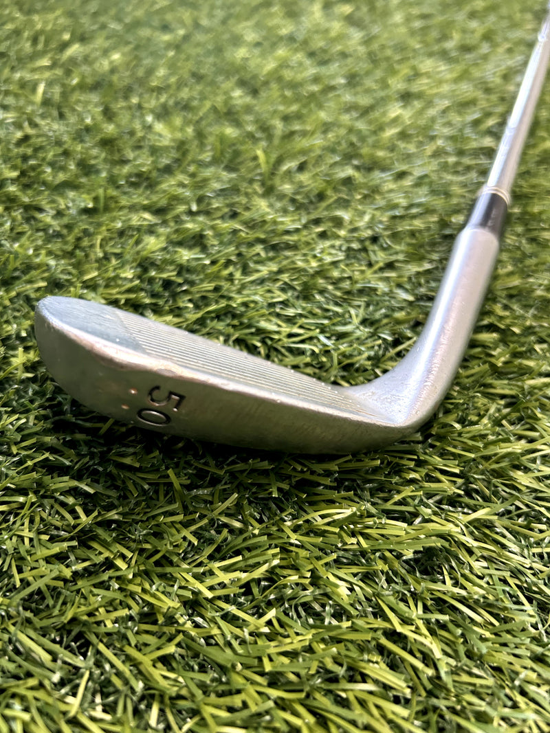Cleveland Tour Zip Grooves Gap Wedge 50 Loft Wedge Flex RH