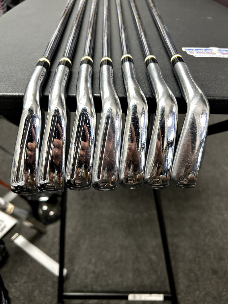 TaylorMade P790 2017 4-PW Iron Set Stiff RH