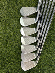 Srixon ZX5 4-P Iron Set Stiff RH