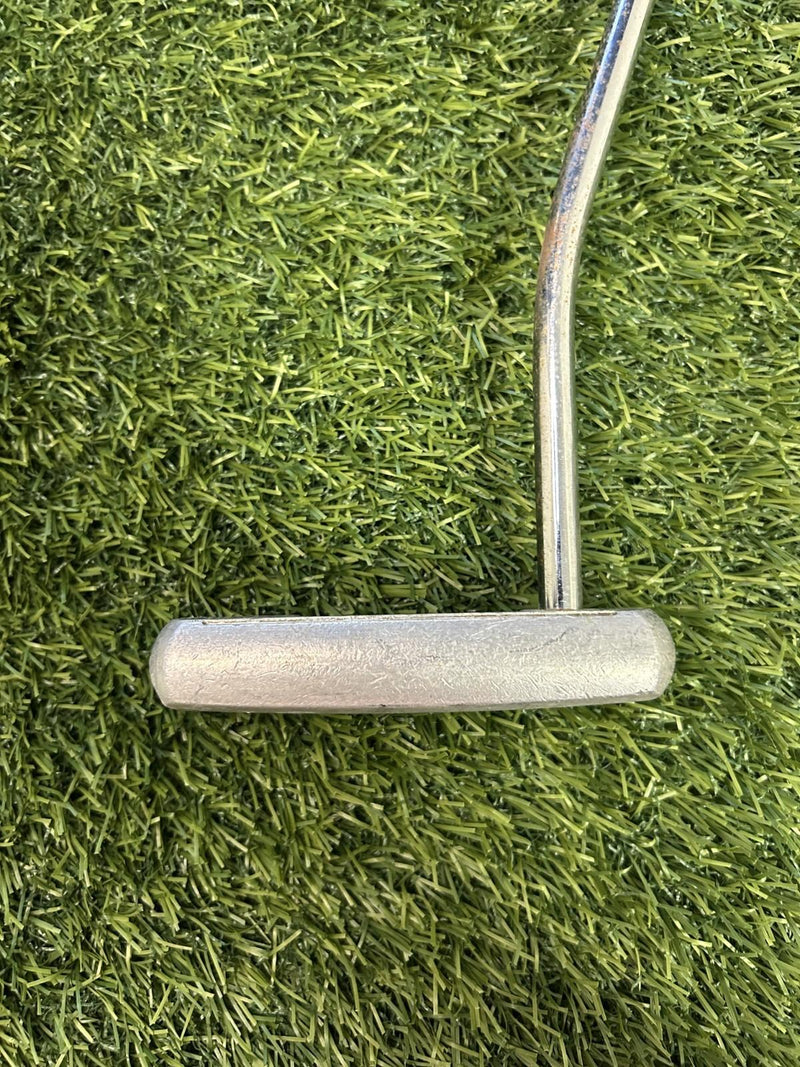 TearDrop Original Silver 36" Blade Putter Lamkin Grip RH – Pre-Owned Golf Club – TEE OFF Golf Shops