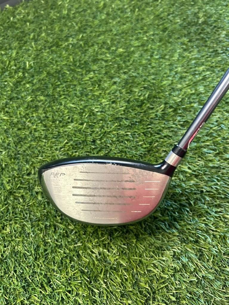 Cleveland HiBore XLS Driver 9.5 Loft Fujikura Regular Flex Original Grip RH – Pre-Owned Golf Club – TEE OFF Golf Shops
