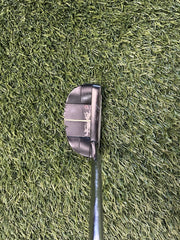 TaylorMAde TM-770 35" Mid-Mallet Putter Karma Grip LH – Pre-Owned Golf Club – TEE OFF Golf Shops