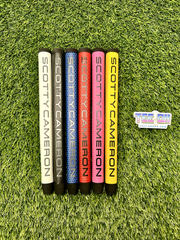 Scotty Cameron Matador Midsize Grip - Red – Pre-Owned Golf Club – TEE OFF Golf Shops