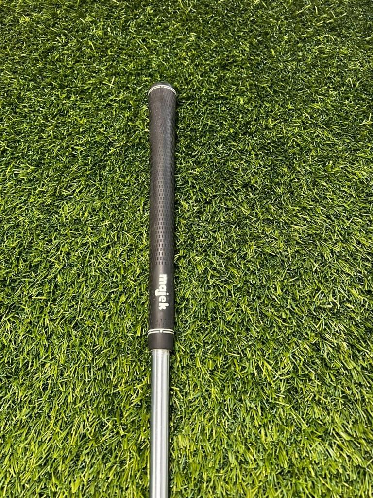 Cleveland CG16 Tour 7 Iron Project X 6.0 Stiff Flex Majek Grip RH