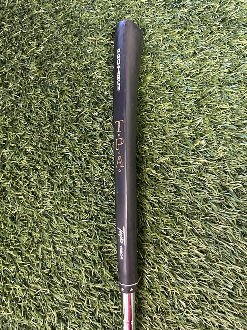 TaylorMade TPA VIII 35" Blade Putter Original Grip RH – Pre-Owned Golf Club – TEE OFF Golf Shops
