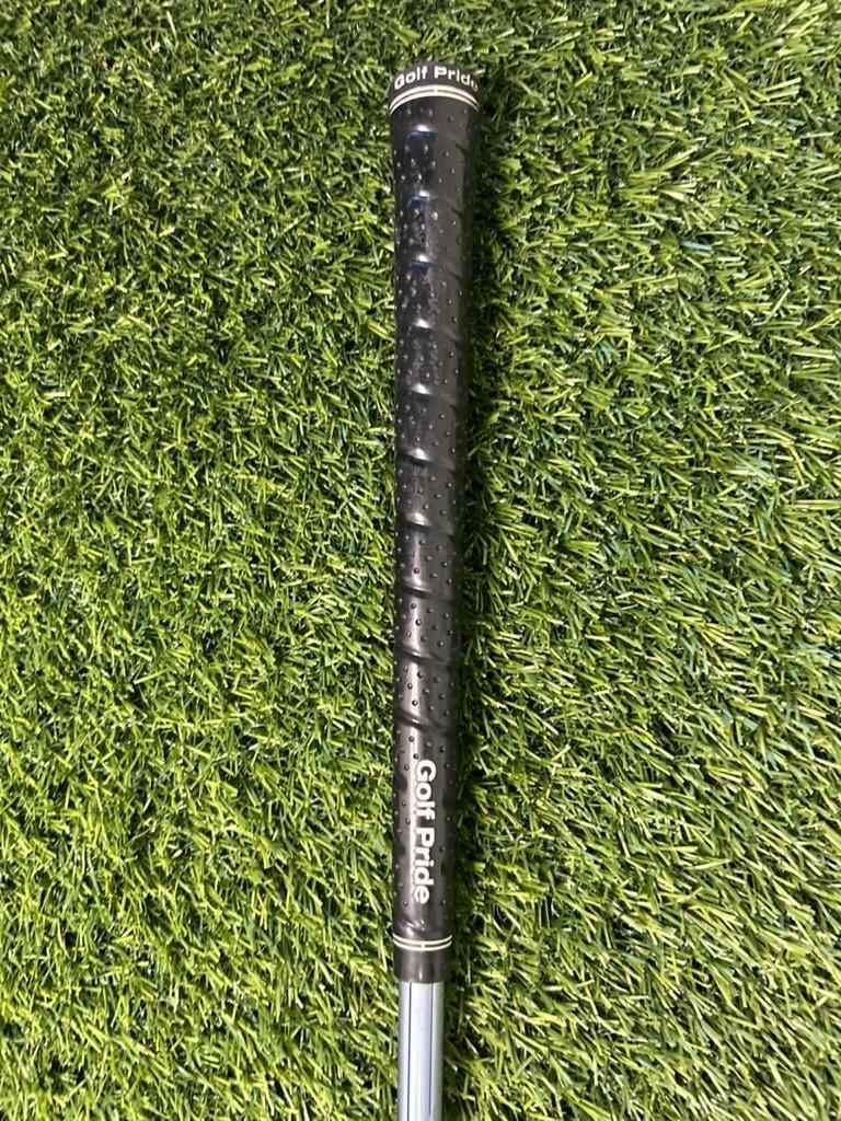 Ladies Cleveland HiBore Irons 4H W Flex GP Grip RH