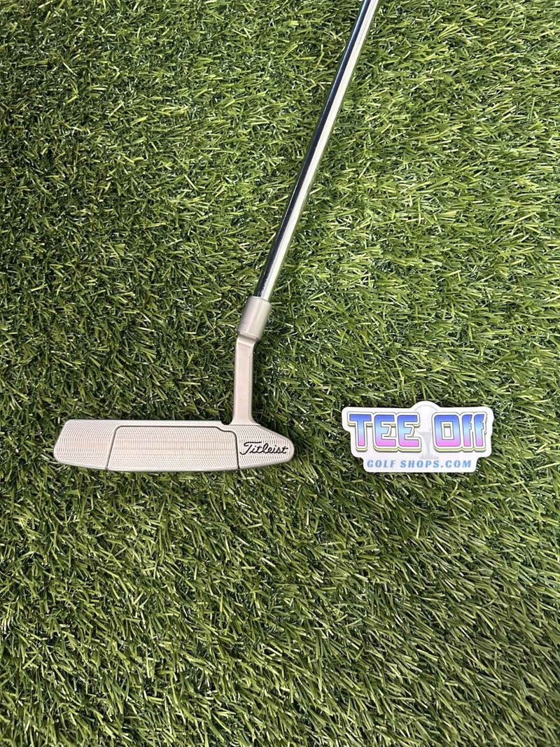 Scotty Cameron Select Newport 2 Blade Putter 33" Original Grip RH