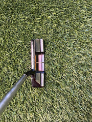 TaylorMade Rossa Modena 8 Black 35" Blade Putter Karma Grip RH – Pre-Owned Golf Club – TEE OFF Golf Shops