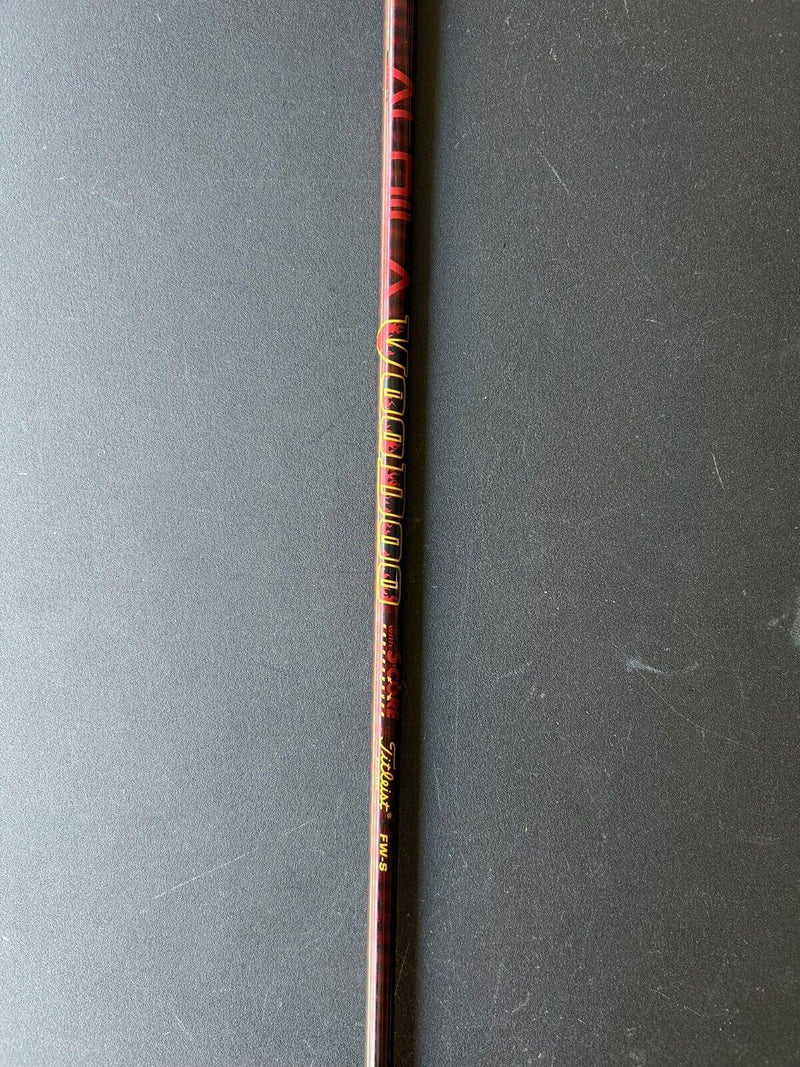 Titleist 909F2 3W Wood 18.5 Loft Aldila Stiff Flex Original Grip RH – Pre-Owned Golf Club – TEE OFF Golf Shops