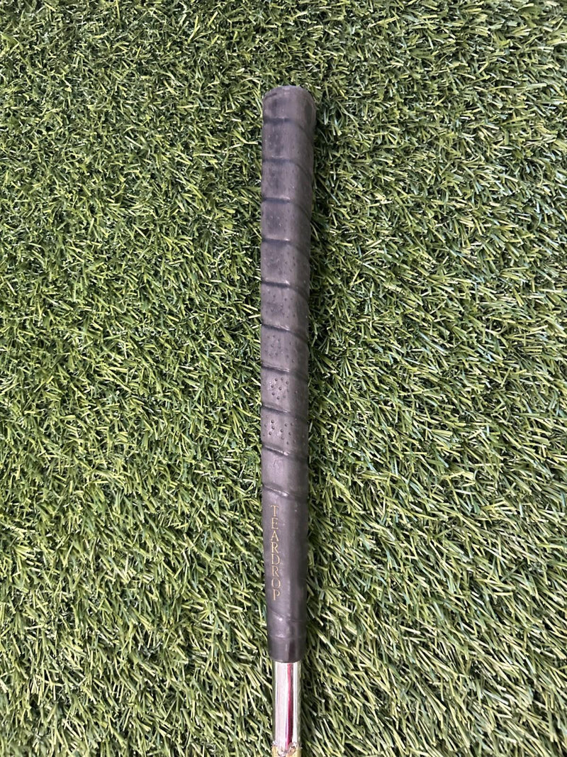 TearDrop Original Black 36" Blade Putter Original Grip RH – Pre-Owned Golf Club – TEE OFF Golf Shops