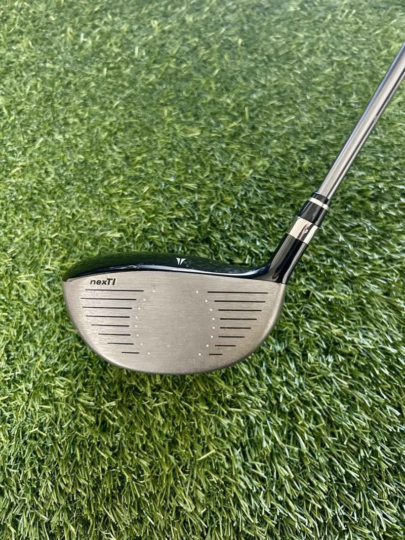 Nike SQ 460 Driver 10.5° Grafalloy Graphite Shaft Regular Flex Nike Grip RH