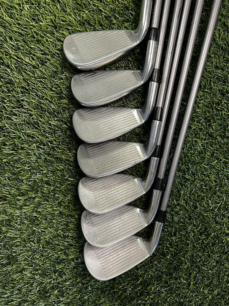 Lynx Predator Irons Set 4-PW Graphite Stiff Flex RH – Pre-Owned Golf Club – TEE OFF Golf Shops