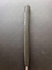 Titleist Scotty Cameron Futura 8M Steel Regular Flex Golf Pride Grip RH – Pre-Owned Golf Club – TEE OFF Golf Shops