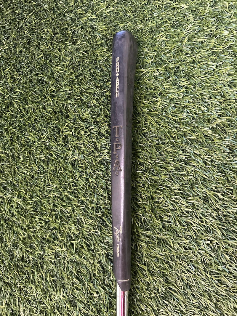 TaylorMade TPA III 35" Blade Putter Original Grip RH – Pre-Owned Golf Club – TEE OFF Golf Shops