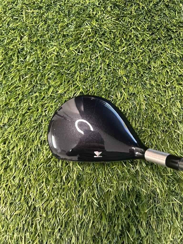 Titleist 909 F2 3W 15.5 Loft Diamana Stiff Flex GP Grip RH