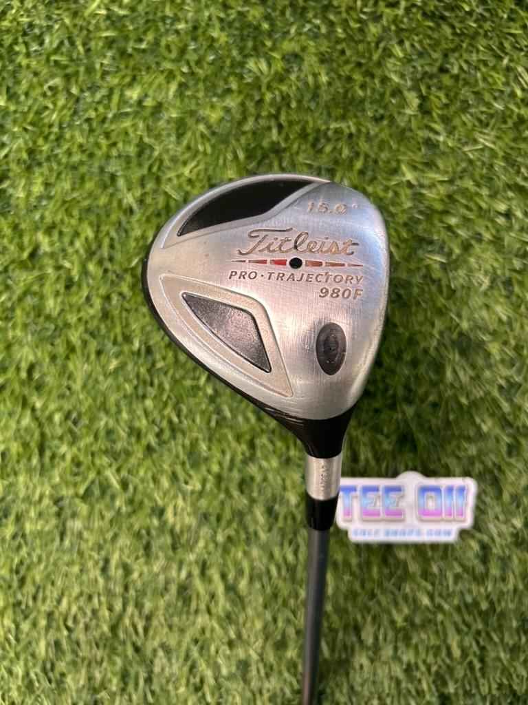 Titleist 980F 3W 15 Loft Graphite Regular Flex Winn Grip RH