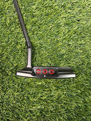 Custom Scotty Cameron Super Select Newport 2 Black & Red 35” Pistolero Plus Grip