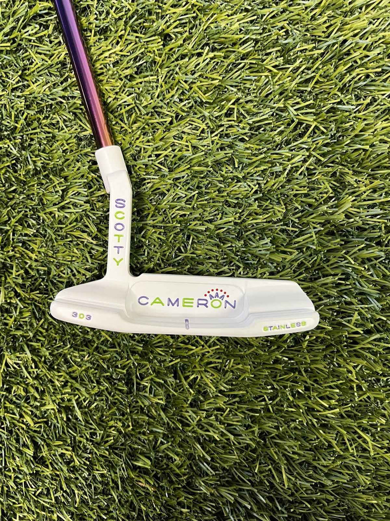 Custom Joker Batman Scotty Cameron Newport 2 Studio Stainless 35" KBS Shaft RH