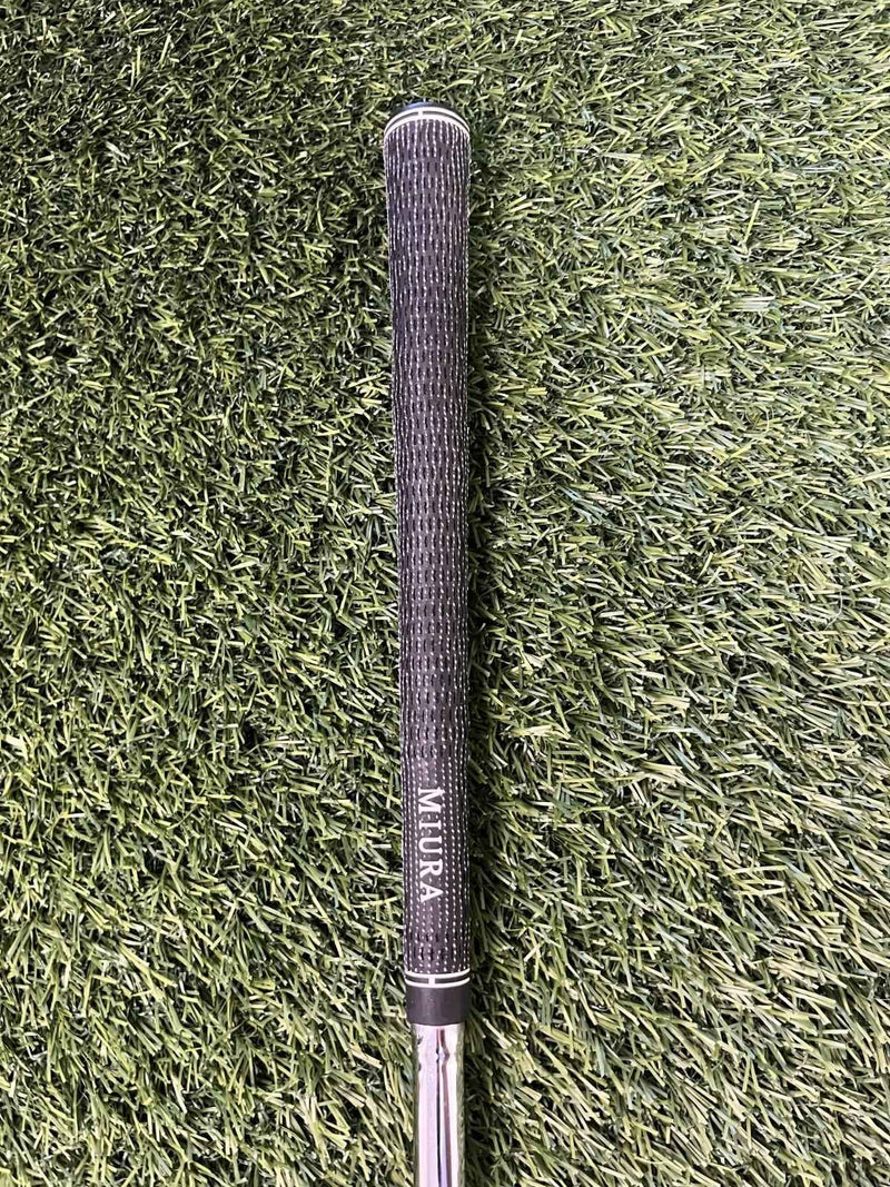 Mizuno MP 68 PW KBS Tour FST X-Stiff Flex MM Grip RH