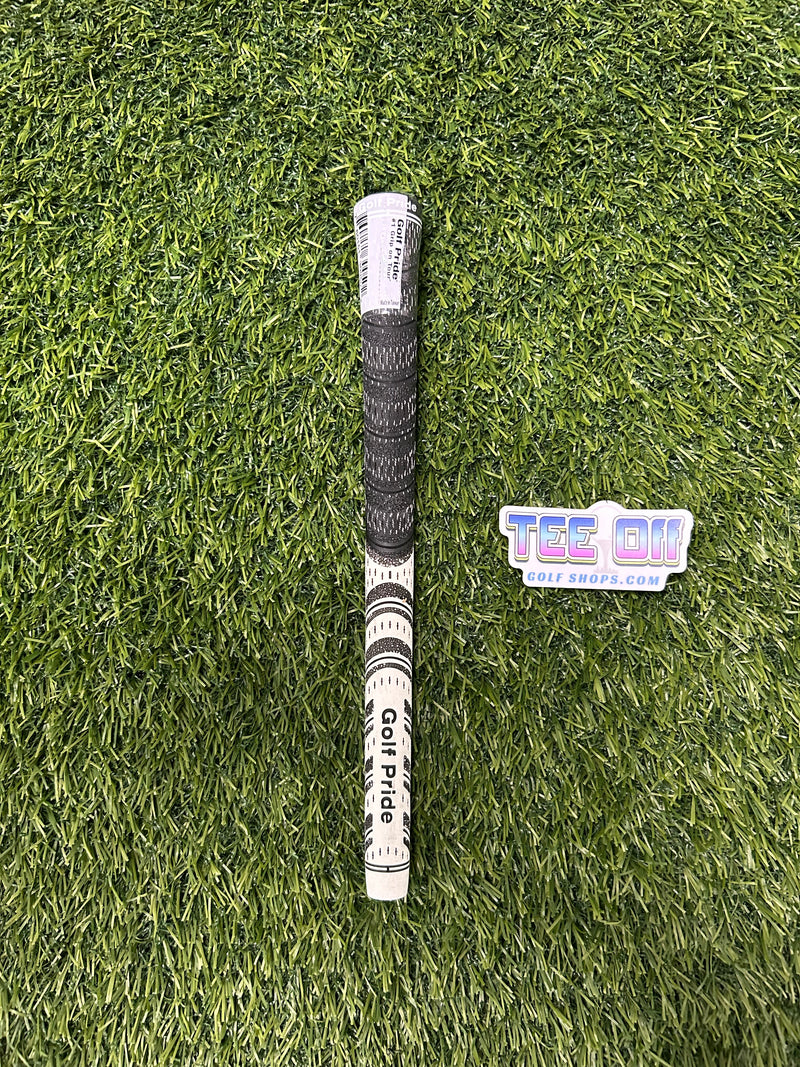 Golf Pride MCC New Decade White Standard – Pre-Owned Golf Club – TEE OFF Golf Shops