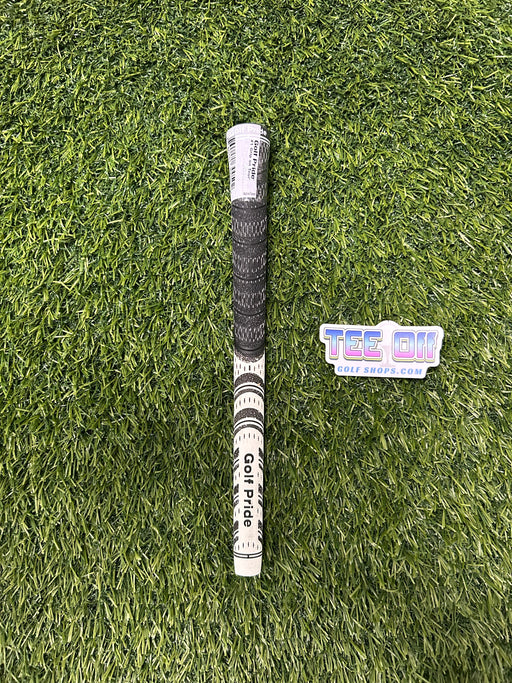 Golf Pride MCC New Decade White Standard – Pre-Owned Golf Club – TEE OFF Golf Shops