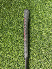 Custom Scotty Cameron Super Select Newport 2 Black & Red 35” Pistolero Plus Grip
