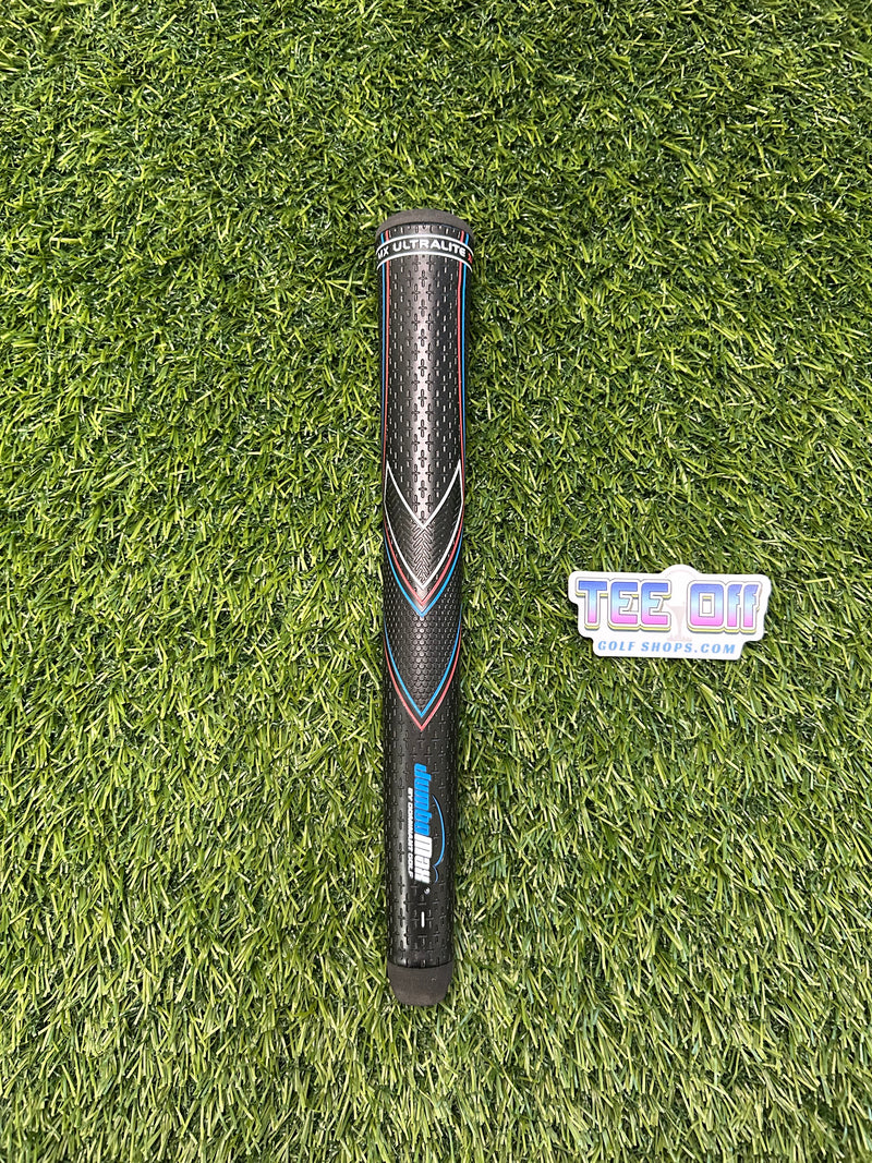 JumboMax Ultralite Golf Grip Oversize X-Large – Pre-Owned Golf Club – TEE OFF Golf Shops